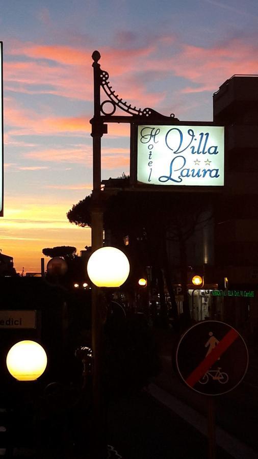 Hotel Villa Laura Rimini Exterior photo